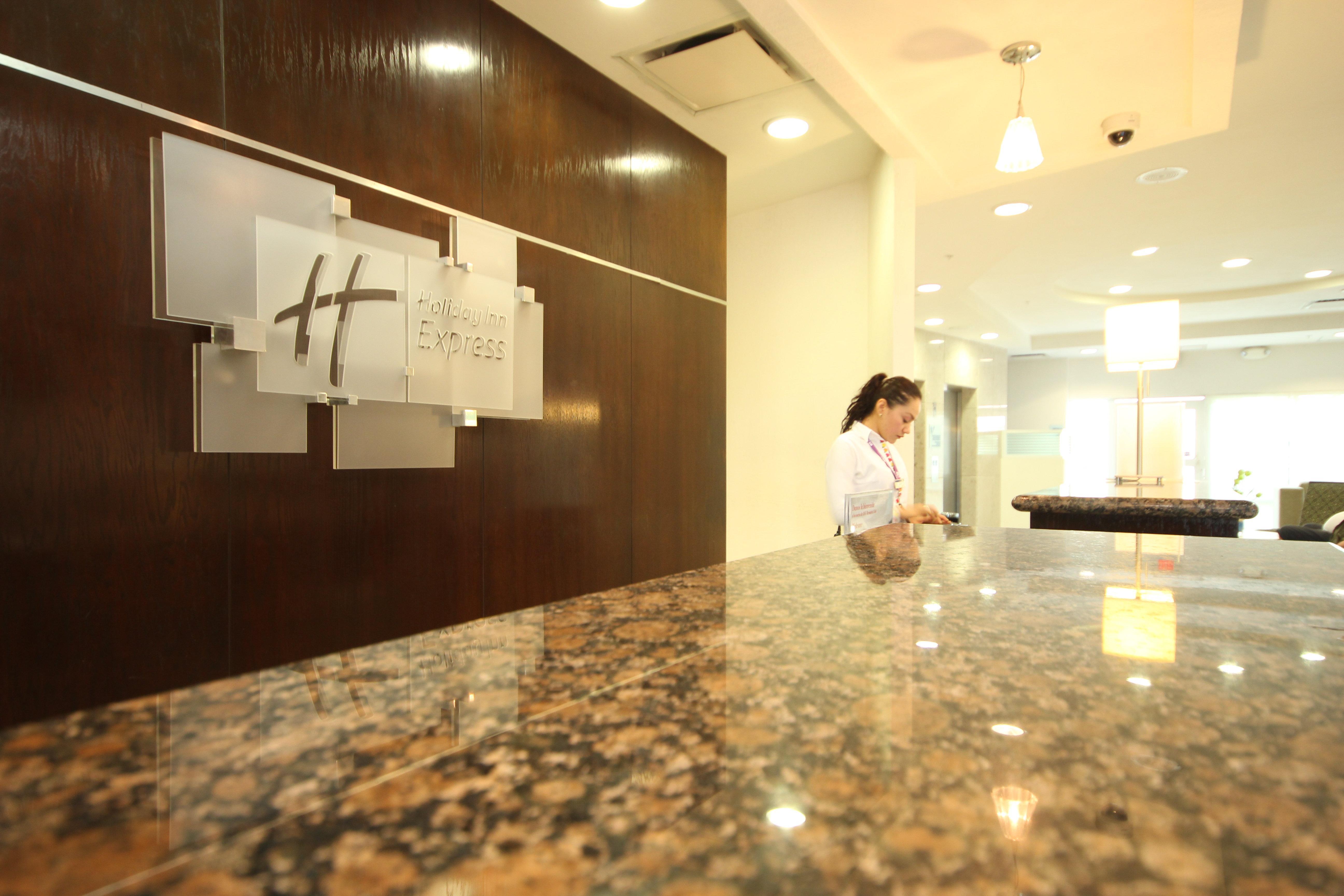 Holiday Inn Express Tuxtla Gutierrez La Marimba, an IHG Hotel Exterior foto