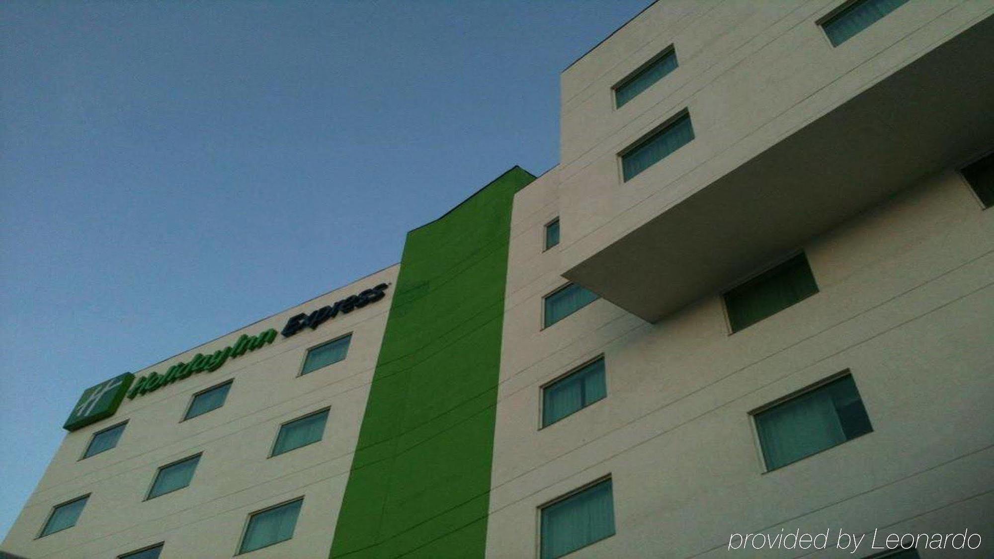 Holiday Inn Express Tuxtla Gutierrez La Marimba, an IHG Hotel Exterior foto